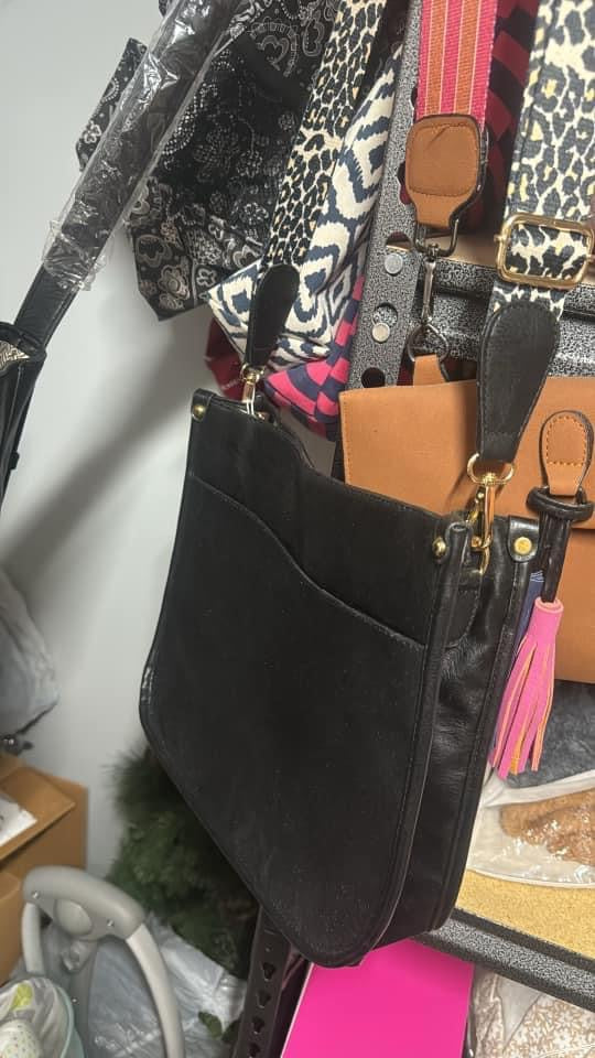 Accessories & Self care items - Crossbody w/ leopard strap