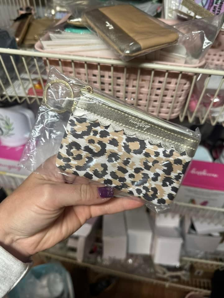 Friday 13th sale - Mugsby Leopard Coin Pouch